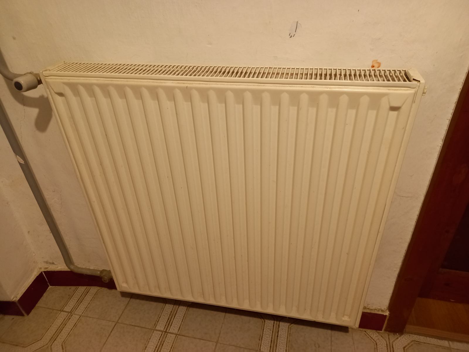 Stari Radiatorji Radiatorji- 6kom brezhibni-ugodno