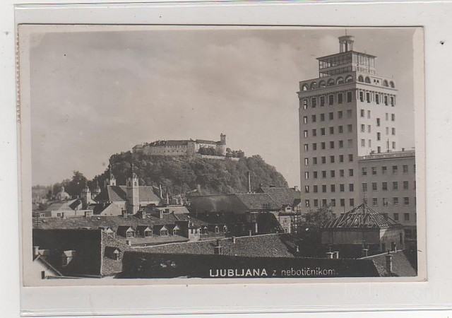 LJUBLJANA 1933 - Nebotičnik, menjava strehe na stavbi