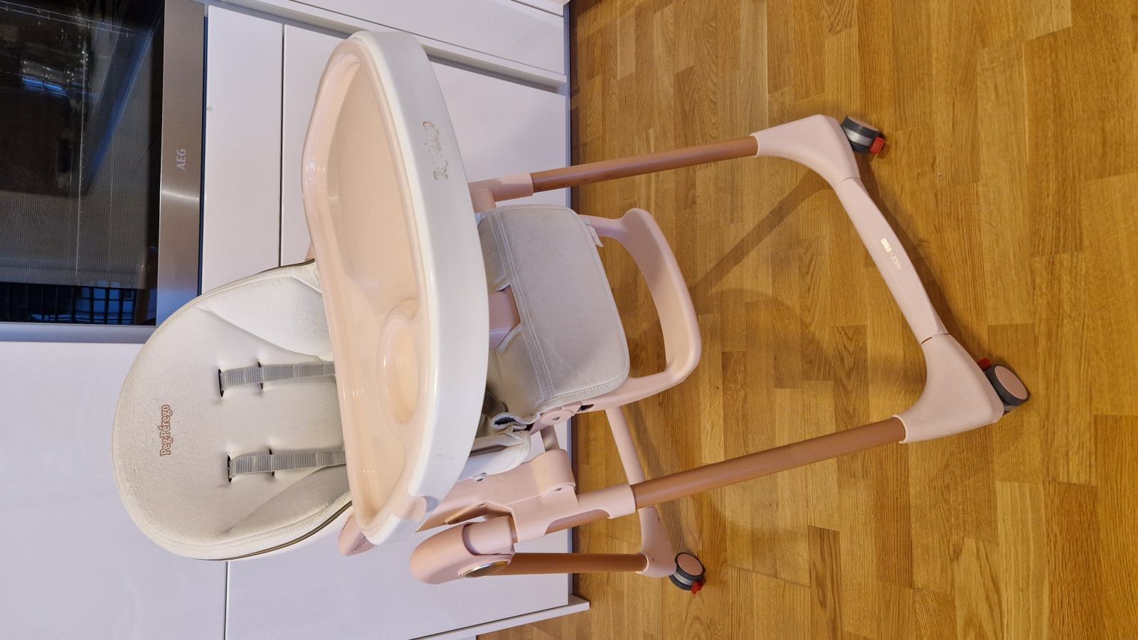 Hranjenje Prima Peg Perego Prima Pappa Follow Me Gold Peg Perego