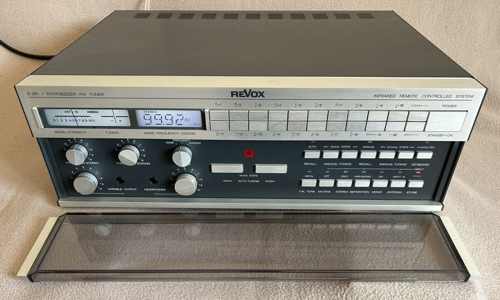 Audiophiler Revox B261 B 261 Synthétiseur Fm Accordeur Radio