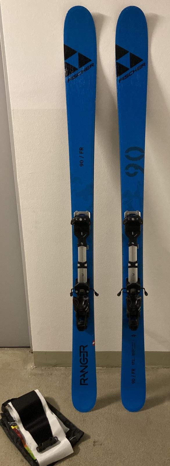 Fischer Ranger 90 FR 172 + Tyrolia Ambition 10 AT + Contour Guide Mix