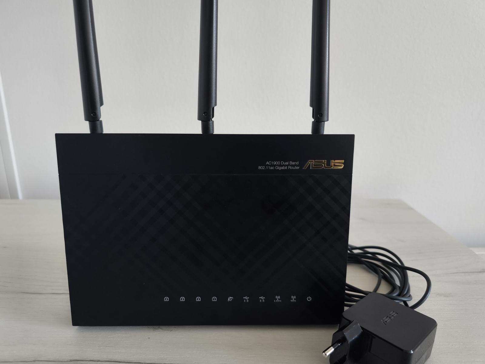 RT-AC68U、ASUS RT-BE90U Product different Compare|ASUS USA