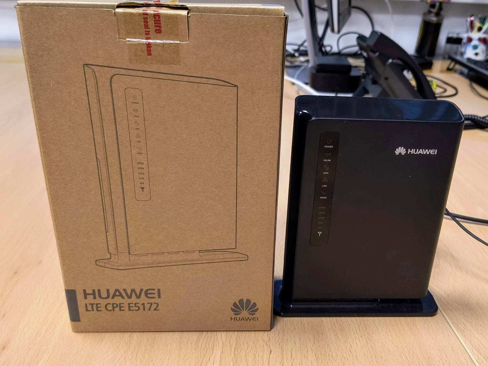 Huawei LTE usmerjevalnik E5172 prodam
