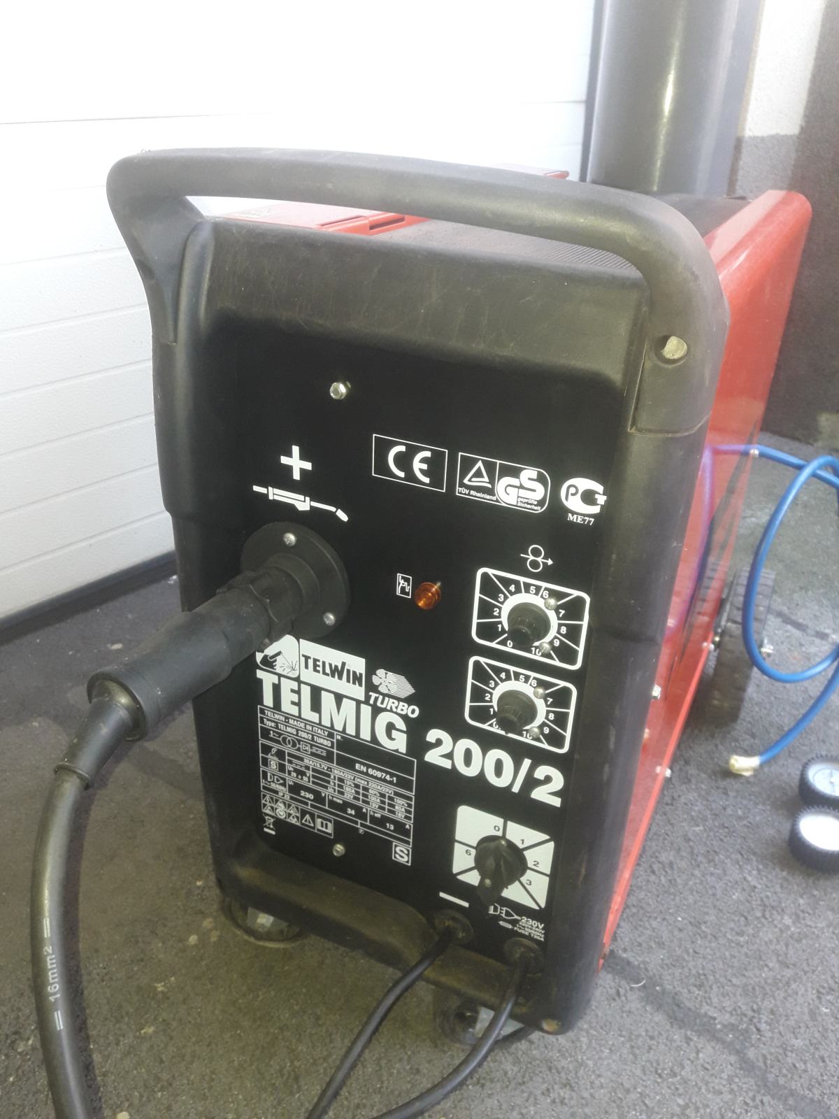 MIG/MAG varilni aparat TELWIN TELMIG 200/2 TURBO - komplet