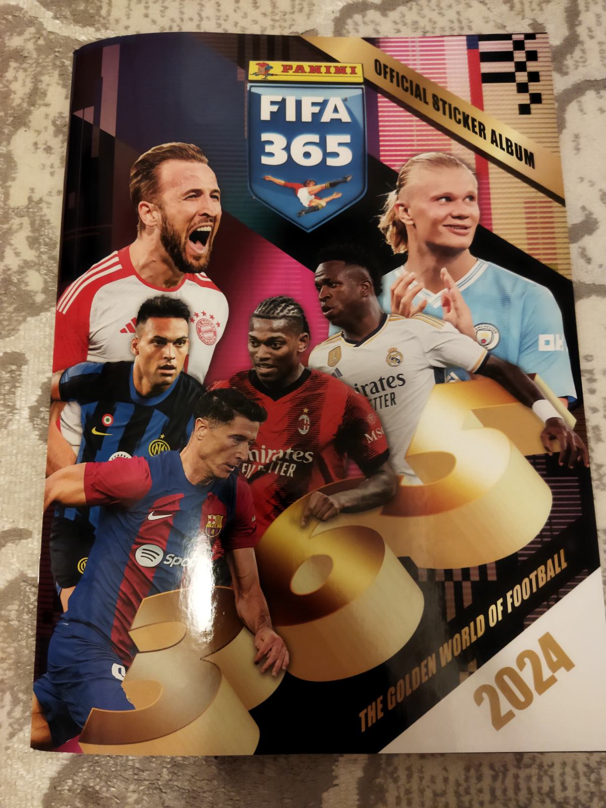 FIFA 365 24 album+330 slicic