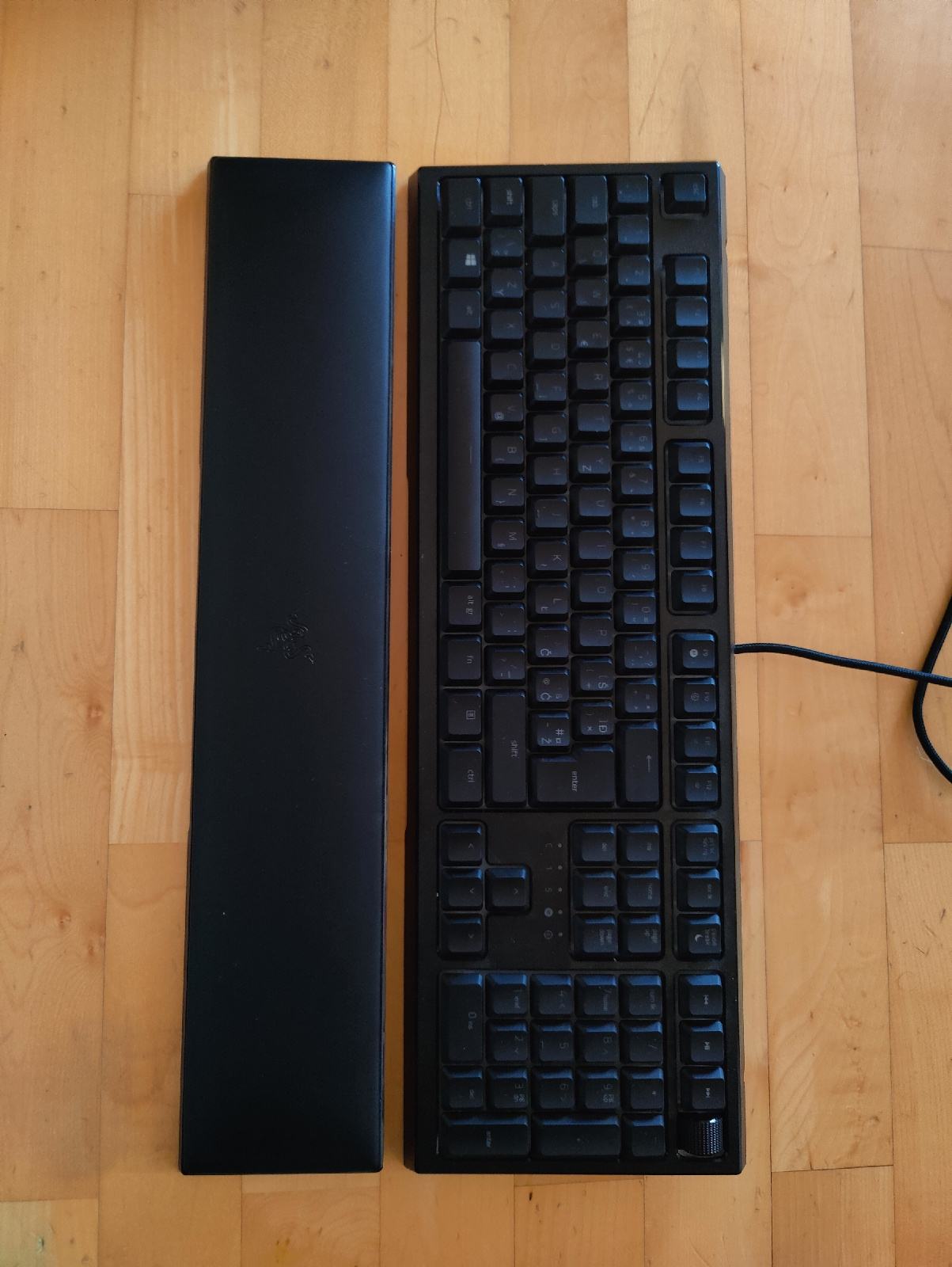 Piedini Di Ricambio Per Tastiera Gaming Razer Ornata V2 – 4 Pezzi Neri - Foto 1